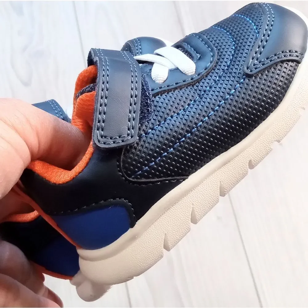 (19-3969) Carter's Shoes Sz 3